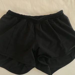 Lululemon hotty hot shorts
